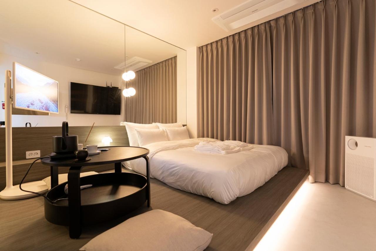 Aank Hotel Osan Exterior photo